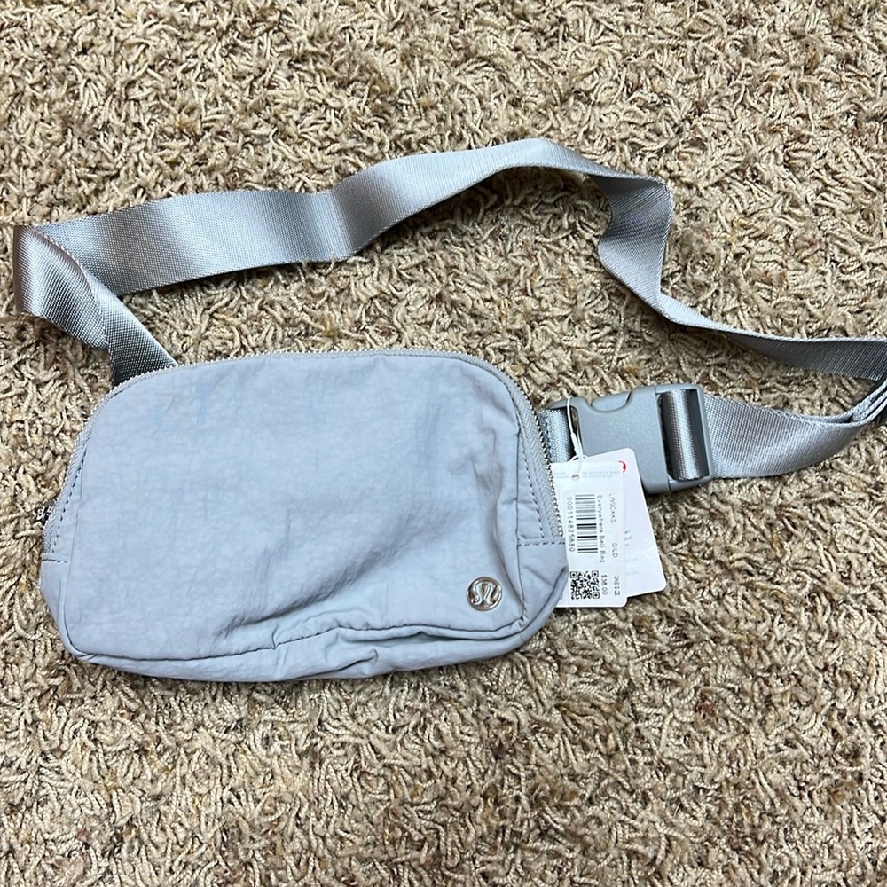Lulu Everywhere Belt Bag